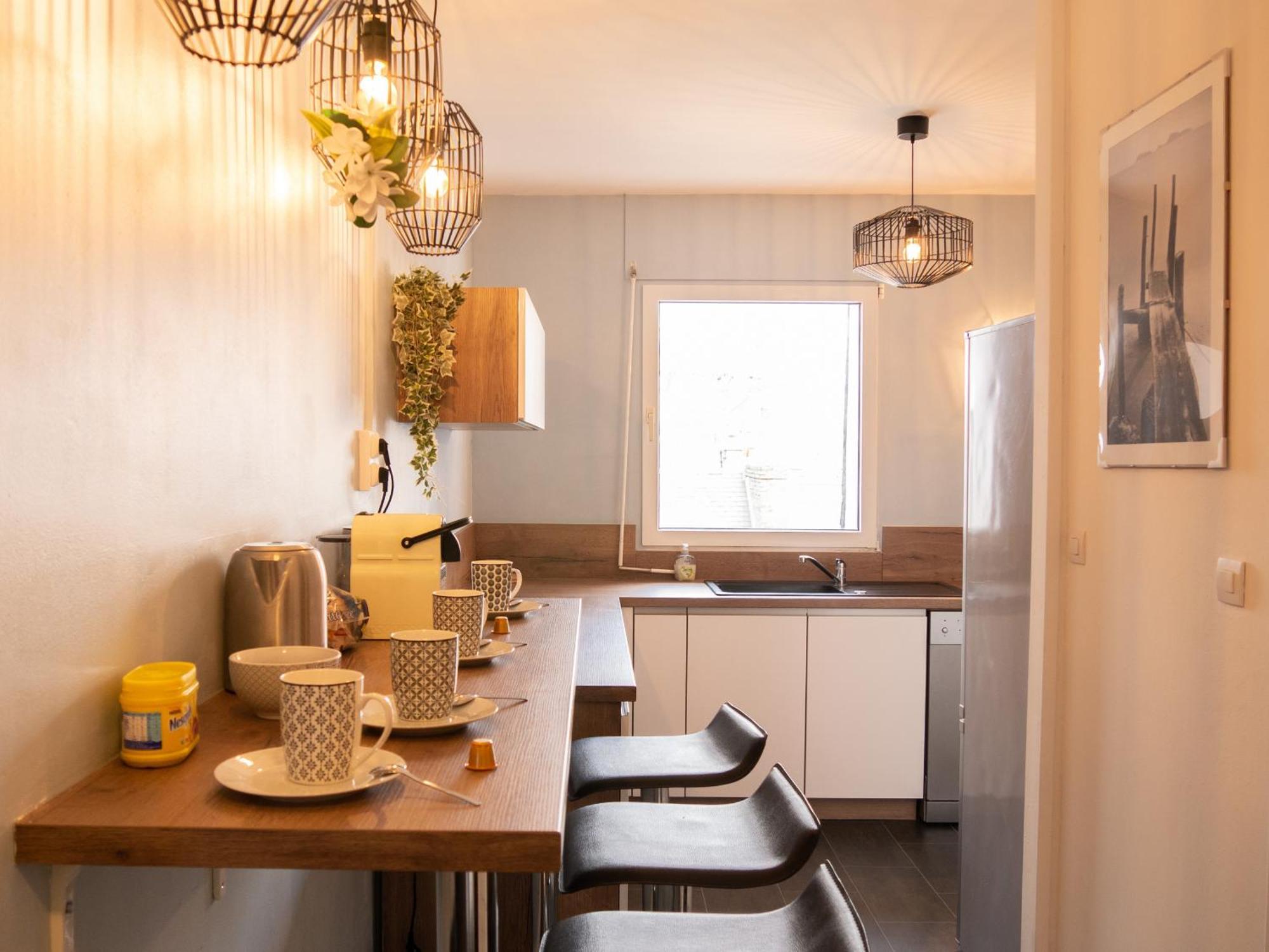 Le Grandiose - Gare - Parking - 6 Personnes - Reve Au Mans Apartment เลอม็องส์ ภายนอก รูปภาพ